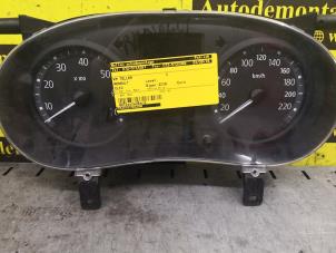 Used Odometer KM Renault Clio II (BB/CB) 1.2 16V Price € 50,00 Margin scheme offered by de Nollen autorecycling