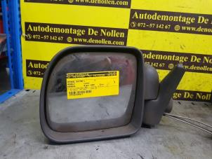 Gebrauchte Außenspiegel links Renault Express Pick-up 1.2i Preis € 25,00 Margenregelung angeboten von de Nollen autorecycling
