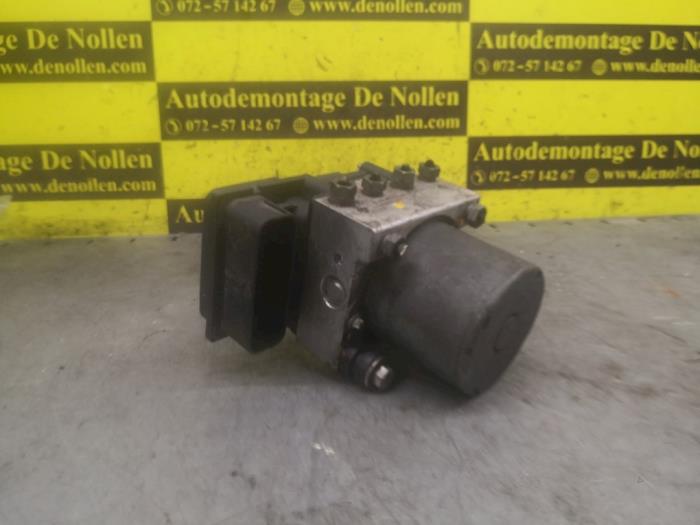 Usagé Pompe ABS Peugeot Expert (G9) 1.6 HDi 90 Prix € 128,00 Règlement à la marge proposé par autodemontage denollen