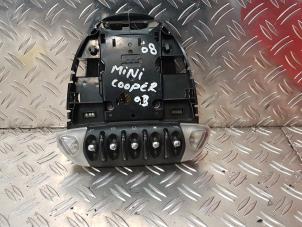 Used Switch Mini Mini (R56) 1.4 16V One Price € 90,75 Inclusive VAT offered by de Nollen autorecycling