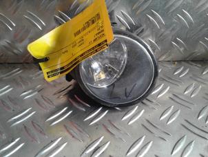 Used Fog light, front left Renault Clio II (BB/CB) 1.2 16V Price € 30,00 Margin scheme offered by de Nollen autorecycling