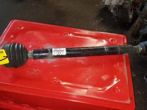 Used Front drive shaft, left Seat Ibiza III (6L1) 1.4 TDI 80 Price € 54,45 Inclusive VAT offered by de Nollen autorecycling