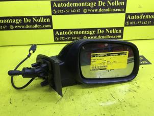 Used Wing mirror, right Peugeot 307 Price on request offered by de Nollen autorecycling
