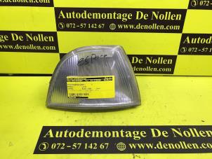Używane Kierunkowskaz lewy Renault Espace (J/S6) Cena € 10,00 Procedura marży oferowane przez de Nollen autorecycling