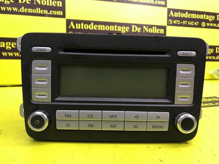 Radio CD player from a Volkswagen Eos 2009