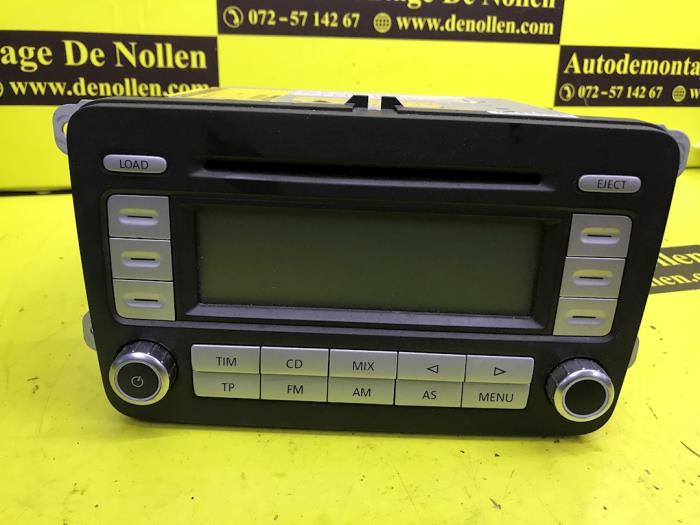 Radio CD player from a Volkswagen Eos 2009