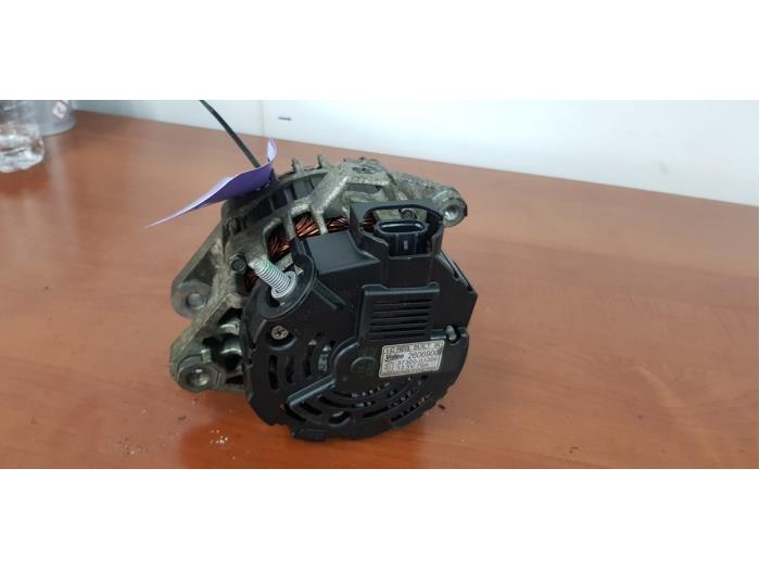 Begagnade Dynamo Hyundai i20 1.2i 16V Pris € 45,00 Marginaltabell erbjuds av autodemontage denollen