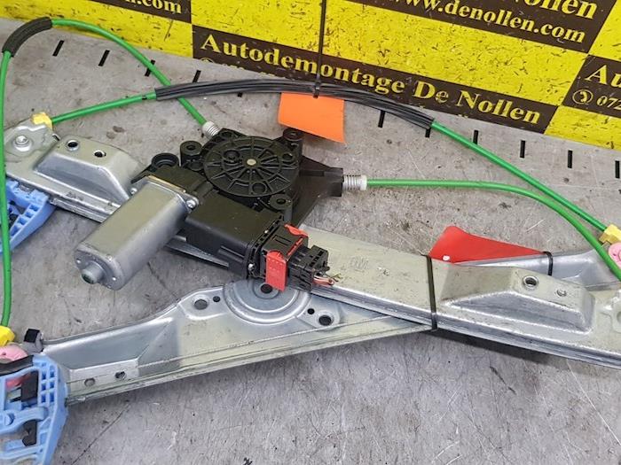 Mécanisme Et Moteur De Vitre Avant Conducteur (OSF) Pour Vauxhall Corsa D 2008 - Réf 72005001
