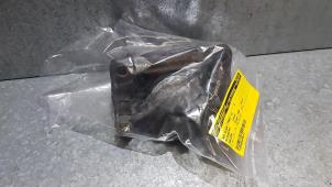 Used Front brake calliper, left Mitsubishi Carisma Price € 40,00 Margin scheme offered by de Nollen autorecycling