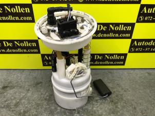 Used Electric fuel pump Mini Clubman (R55) 1.6 16V Cooper Price € 75,00 Margin scheme offered by de Nollen autorecycling