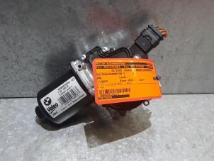 Used Front wiper motor BMW 1 serie (F21) 116i 1.5 TwinPower 12V Price € 29,95 Margin scheme offered by de Nollen autorecycling