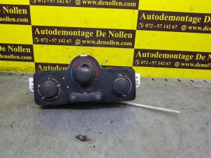 Used Heater control panel Renault Clio Price € 90,75 Inclusive VAT offered by de Nollen autorecycling