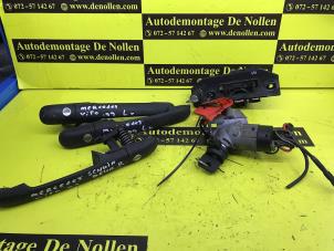 Used Set of locks Mercedes V (638.2) Price € 150,00 Margin scheme offered by de Nollen autorecycling