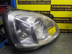Used Headlight, right Opel Combo Price € 40,00 Margin scheme offered by de Nollen autorecycling