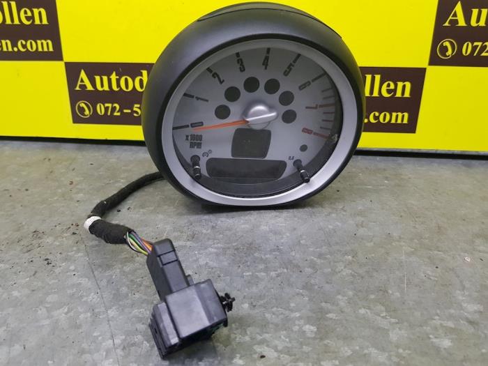 Używane Obrotomierz Mini ONE Cena € 65,34 Z VAT oferowane przez autodemontage denollen