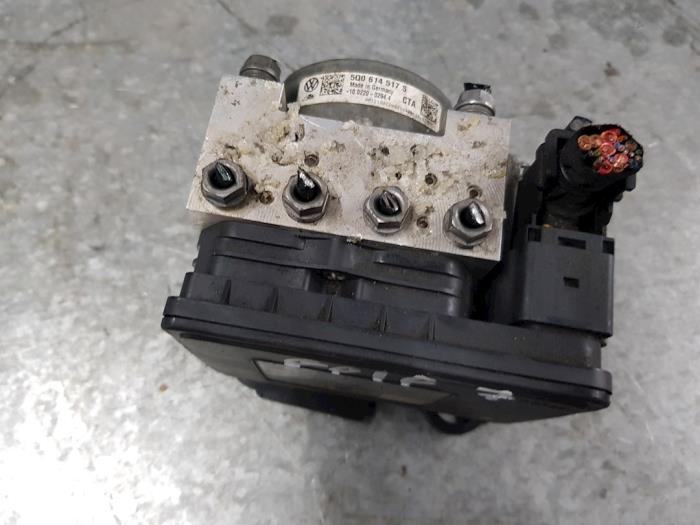 Gebrauchte ABS Pumpe Volkswagen Golf VII (AUA) 2.0 TDI 16V Preis € 181,50 Mit Mehrwertsteuer angeboten von autodemontage denollen