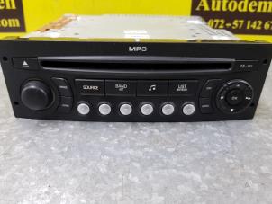 Used Radio CD player Citroen C2 Price € 90,75 Inclusive VAT offered by de Nollen autorecycling