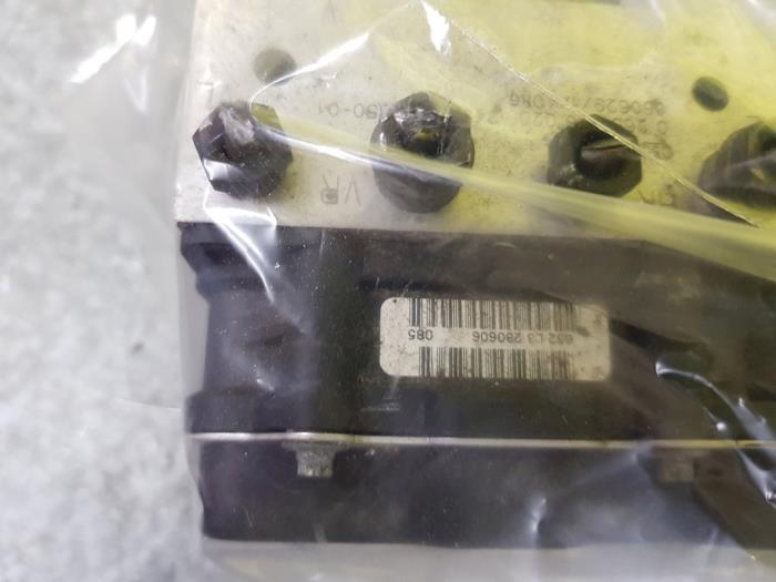 ABS pump BMW 5-Serie (Used)