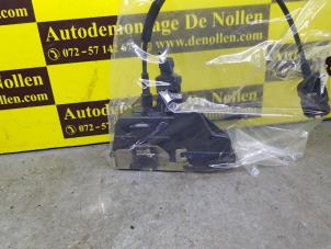 Gebrauchte Türschlossmechanik 4-türig rechts vorne Renault Laguna Preis € 40,00 Margenregelung angeboten von de Nollen autorecycling