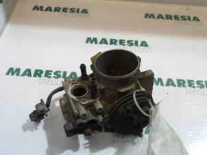 Używane Przepustnica Peugeot 406 (8B) 1.8 S,SL,ST,STX 16V Cena € 50,00 Procedura marży oferowane przez Maresia Parts