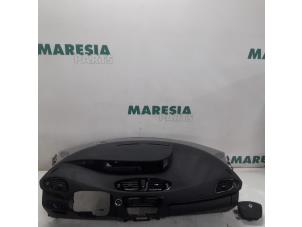 Used Airbag set Renault Scénic III (JZ) 1.6 Energy dCi 130 Price € 262,50 Margin scheme offered by Maresia Parts