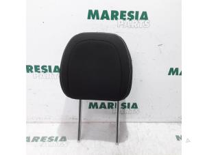 Used Headrest Citroen C4 Berline (NC) 1.6 Hdi 90 Price € 60,00 Margin scheme offered by Maresia Parts