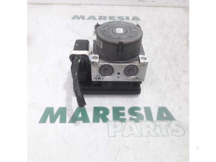 Gebrauchte ABS Pumpe Peugeot 208 I (CA/CC/CK/CL) 1.4 HDi Preis € 131,25 Margenregelung angeboten von Maresia Parts