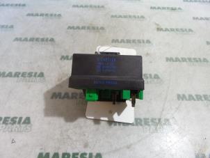 Used Glow plug relay Peugeot 807 2.2 HDiF 16V Price € 25,00 Margin scheme offered by Maresia Parts
