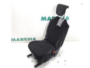 Used Rear seat Citroen C4 Grand Picasso (UA) 1.8 16V Price € 75,00 Margin scheme offered by Maresia Parts