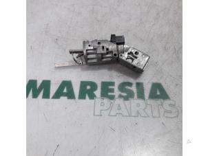 Used Ignition lock + key Peugeot Partner (GC/GF/GG/GJ/GK) 1.6 HDI 75 16V Price € 102,85 Inclusive VAT offered by Maresia Parts