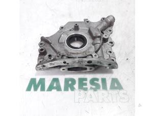 Usagé Pompe à huile Citroen C3 Picasso (SH) 1.6 HDi 16V 90 Prix € 50,00 Règlement à la marge proposé par Maresia Parts