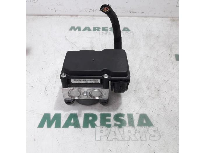 Begagnade ABS-pump Fiat Punto III (199) 0.9 TwinAir Turbo 100 Pris € 75,00 Marginaltabell erbjuds av Maresia Parts