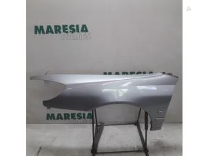 Used Front wing, left Peugeot 607 (9D/U) 2.2 HDiF 16V Price € 85,00 Margin scheme offered by Maresia Parts