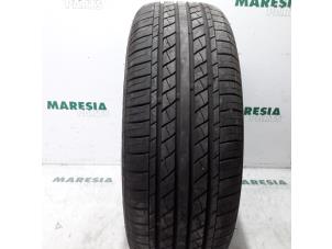 Used Tyre Renault Megane III Grandtour (KZ) 1.5 dCi 90 Price € 20,00 Margin scheme offered by Maresia Parts
