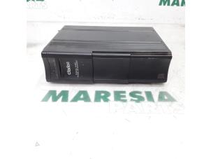 Used CD changer Peugeot 607 (9D/U) 2.2 HDiF 16V Price € 50,00 Margin scheme offered by Maresia Parts