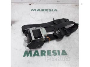 Used Front seatbelt, right Peugeot 607 (9D/U) 2.2 HDiF 16V Price € 75,00 Margin scheme offered by Maresia Parts