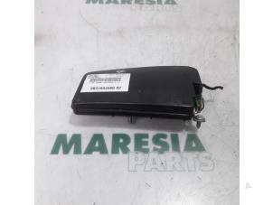 Used Seat airbag (seat) Peugeot 607 (9D/U) 2.2 HDiF 16V Price € 35,00 Margin scheme offered by Maresia Parts