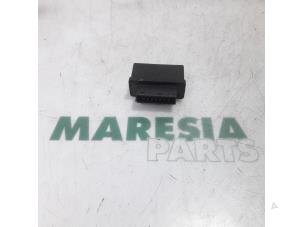 Used Relay Peugeot 607 (9D/U) 2.2 HDiF 16V Price € 15,00 Margin scheme offered by Maresia Parts