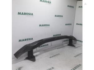 Used Front bumper frame Peugeot 607 (9D/U) 2.2 HDiF 16V Price € 50,00 Margin scheme offered by Maresia Parts