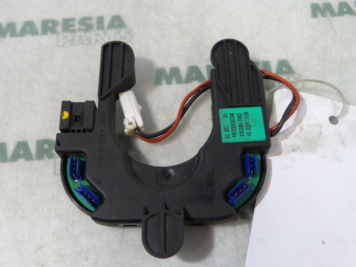 Begagnade Sensor (övriga) Fiat Croma (194) 1.9 D Multijet 16V Pris € 50,00 Marginaltabell erbjuds av Maresia Parts