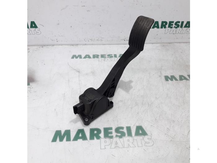 Begagnade Gaspedalsensor Citroen C4 Grand Picasso (UA) 1.8 16V Pris € 30,00 Marginaltabell erbjuds av Maresia Parts