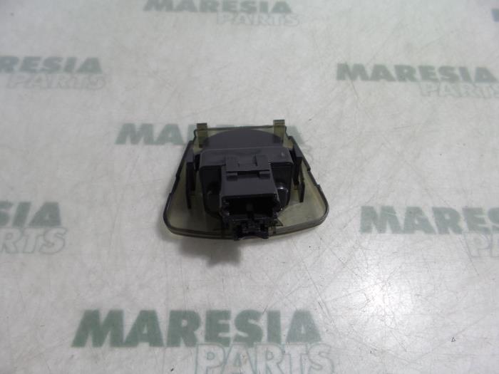 Begagnade Sensor (övriga) Fiat Ulysse (179) 2.2 JTD 16V Pris € 60,00 Marginaltabell erbjuds av Maresia Parts
