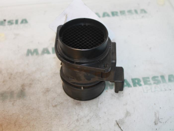 Gebrauchte Luftmengenmesser Renault Grand Scénic II (JM) 1.5 dCi 100 Preis € 35,00 Margenregelung angeboten von Maresia Parts