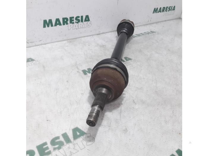 Front drive shaft, left from a Citroën Jumpy 1.6 Blue HDi 115 2016
