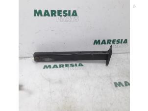 Used Subframe Peugeot 207 CC (WB) 1.6 16V Price € 20,00 Margin scheme offered by Maresia Parts