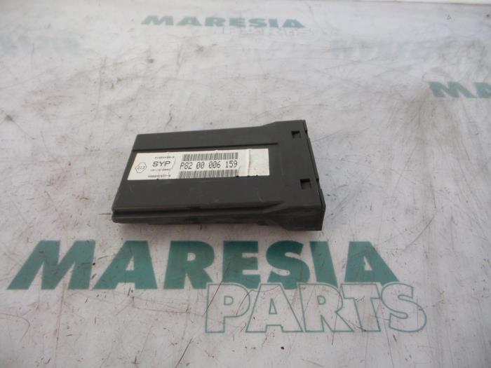 Used Computer, miscellaneous Renault Vel Satis (BJ) 3.0 dCi V6 24V Price € 42,50 Margin scheme offered by Maresia Parts