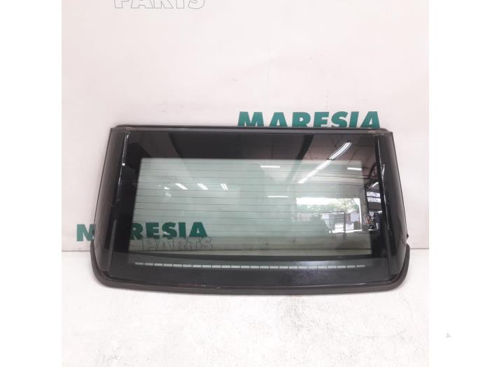 Usados Ventanilla detrás Peugeot 207 CC (WB) 1.6 16V Precio € 112,48 Norma de margen ofrecido por Maresia Parts