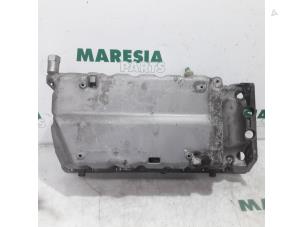 Używane Miska olejowa Citroen C4 Grand Picasso (UA) 2.0 HDiF 16V 135 Cena € 50,00 Procedura marży oferowane przez Maresia Parts