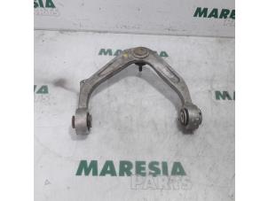 Used Front upper wishbone, left Alfa Romeo 159 Sportwagon (939BX) 3.2 JTS V6 24V Price € 50,00 Margin scheme offered by Maresia Parts