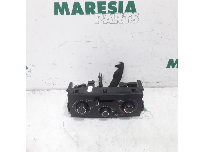 Heater control panel Peugeot 207 CC 1.6 16V 6452Q4